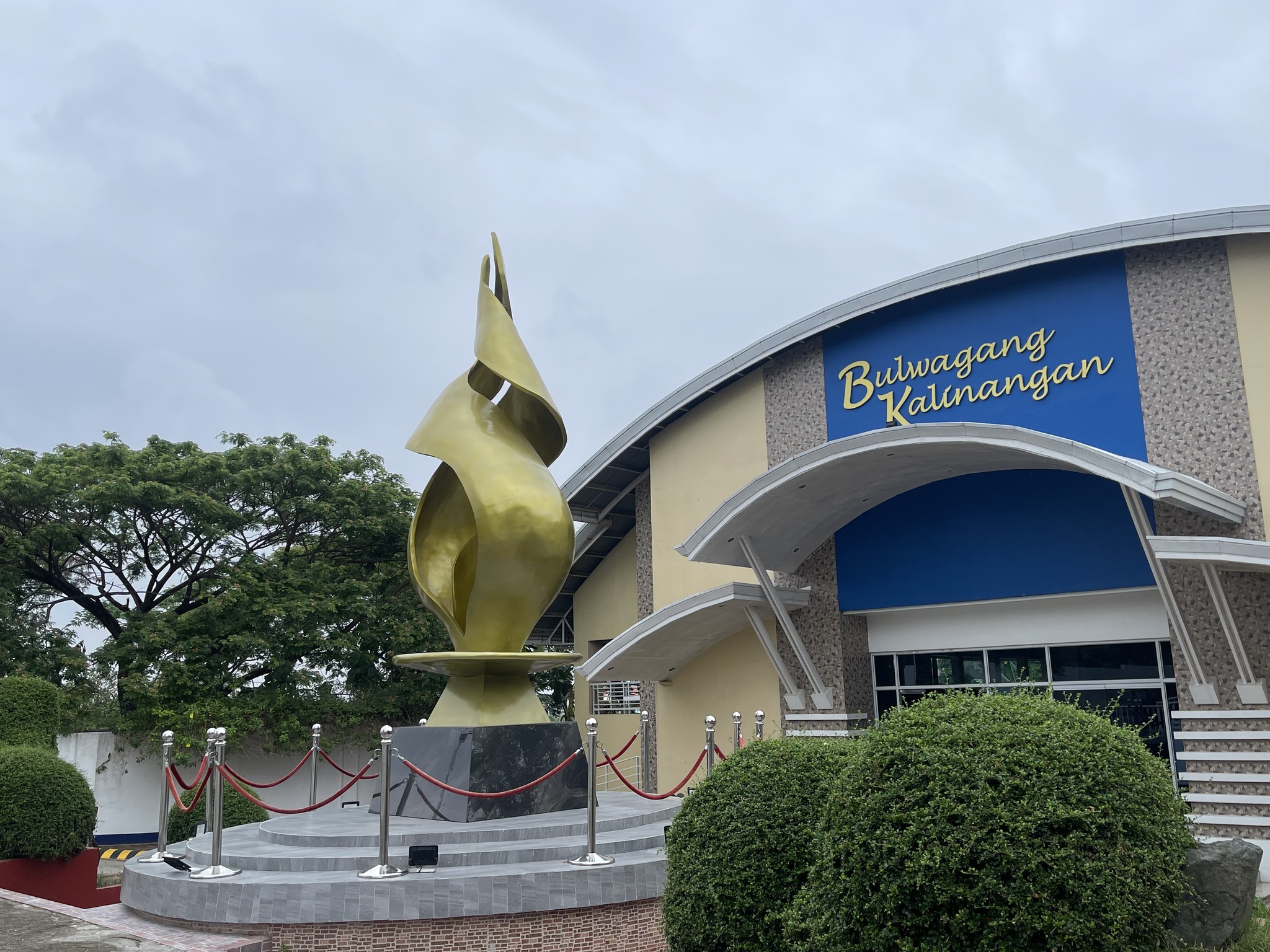 Fiat Lux Academe campus